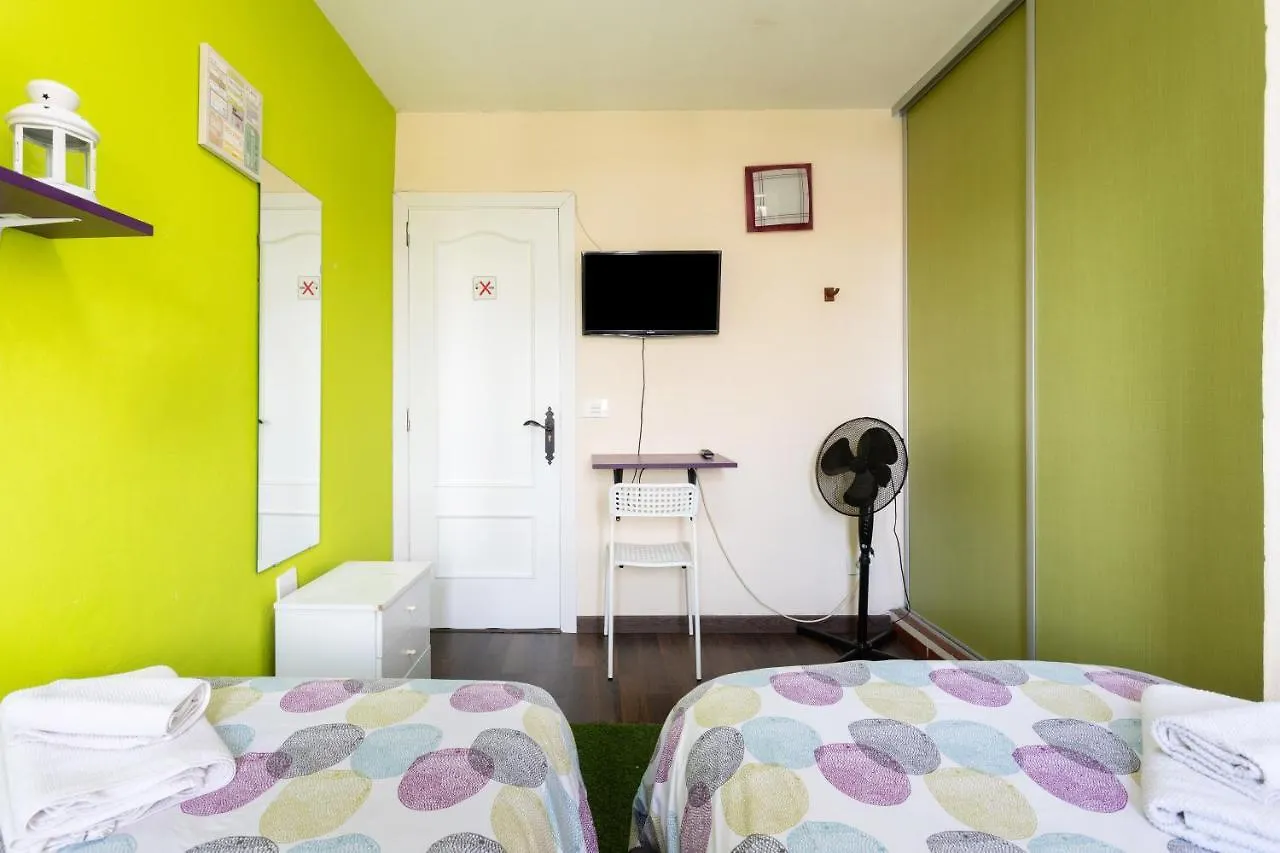 Δωμάτια σε οικογενειακή κατοικία Villa Blanca Tenerife - Private Rooms - Terrace And Bbq, 5 Minutes From The Beach And Airport San Isidro