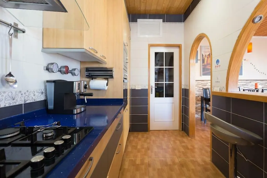 Villa Blanca Tenerife - Private Rooms - Terrace And Bbq, 5 Minutes From The Beach And Airport San Isidro
